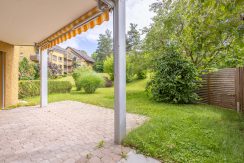 9MkGi6WcCVTYKVAUyArfoZPH-ihren_idyllischen_gartensitzplatz_mit_xx_gartenflache