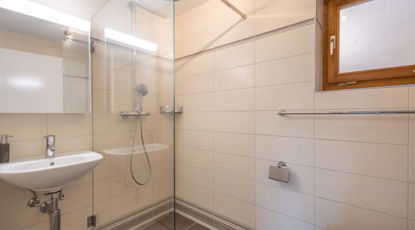 kKWUmRnKEvztD4cw5o3P9Zdp-spitzackerstr_37