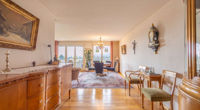 ESgYdYiDS1HZZU1VqwyNxeJS-schorenstrasse_18_8304_01