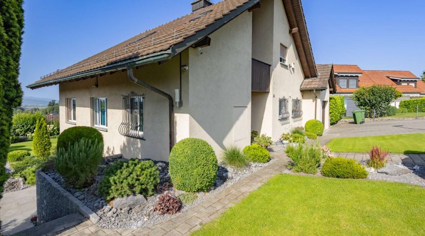 UaoZNE62UcvjQtzznXmEm4Dd-spitzackerstr_14