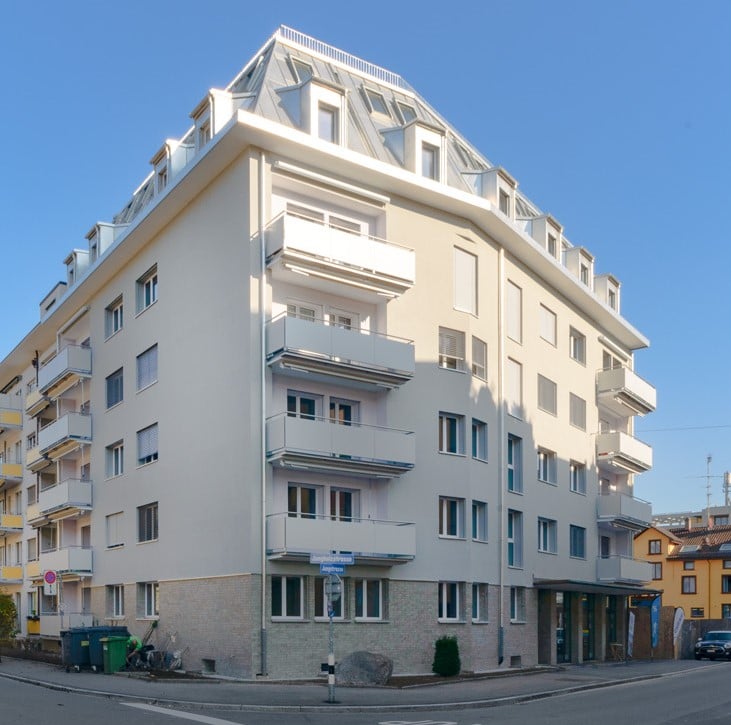 Grosse 4-Zimmerwohnung zu vermieten in Zürich-Oerlikon