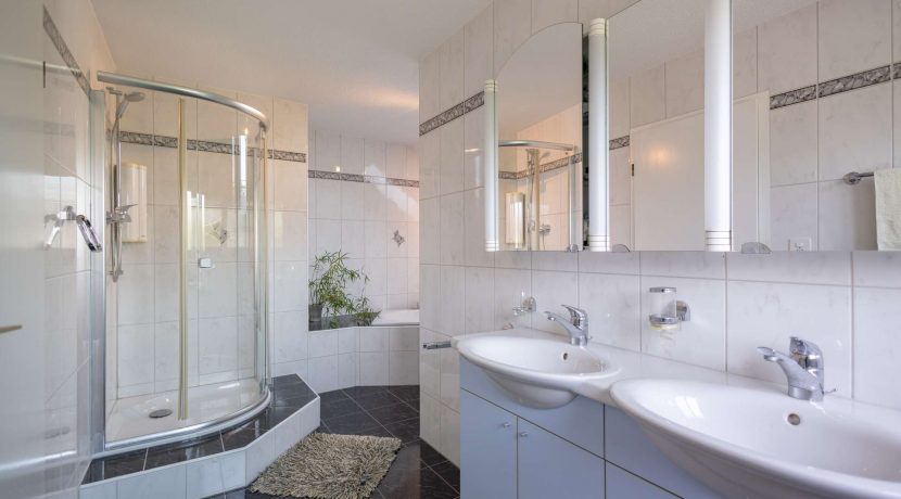 h3gPHpu9PuA5eaaLgerYhsgC-spitzackerstr_35