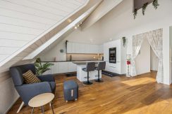 v9wqTWqqiDkucAJeiFu5rGHv-13