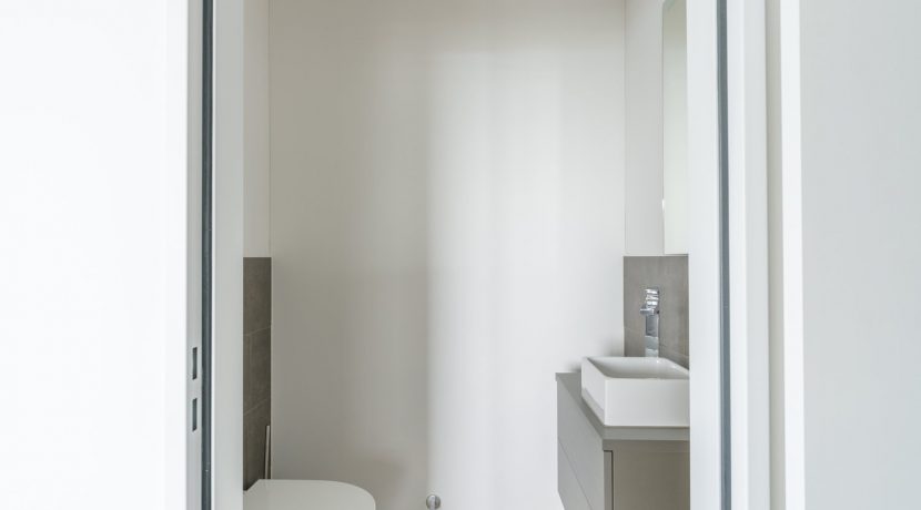 0684e6bc81d9bb9fe1cc87649c3f6404