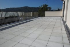 23adae10e5f27d3943bf648a212cb9bb