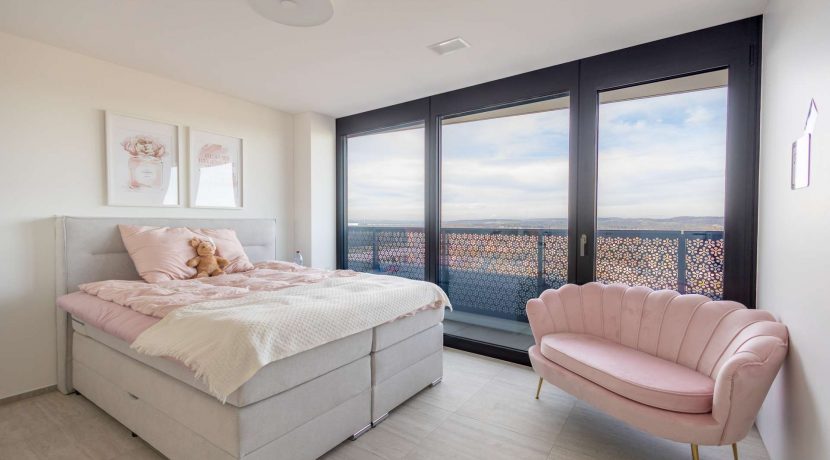 3cDqEuMtaLUd9dHSUfU6jRF8-e_3501_22