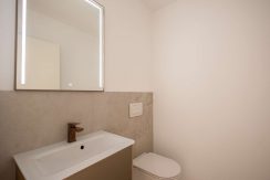 4iqsi1wFBZP4MzKiHTQ88D5v-rutiwiesstr_16b_jona_19