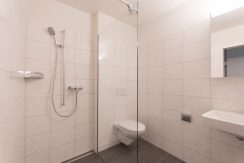 6682b0cf3f8be660b30b6dfe27a08335