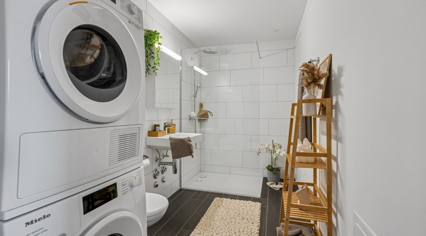 992236ba686d54bb58ef2f979ec81899