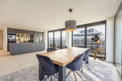 LXXATWzWs1HvejL92zHWrSzR-e_3501_29