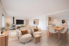 V2L1gaaH6JonFSpn6TpkE8pd-jona_boxb