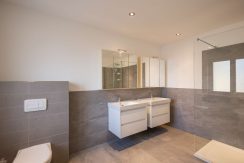 cu9TEXveMcudasBUca22kxdN-rutiwiesstr_16b_jona_25