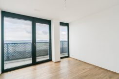 e3b66d99ffb622c6317468f614224575