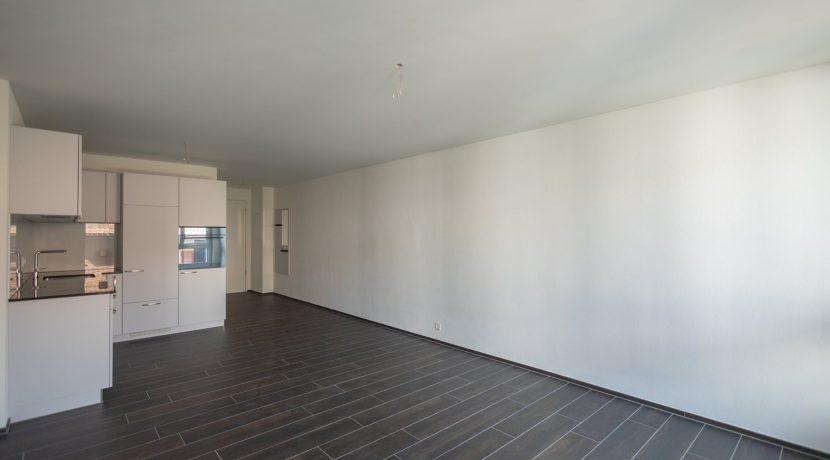 9959ec12f7d3923a3d6953149d92da17