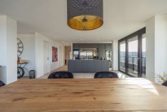 q4tm3Jz5VFyJXeMkGsV7ZZbK-e_3501_30