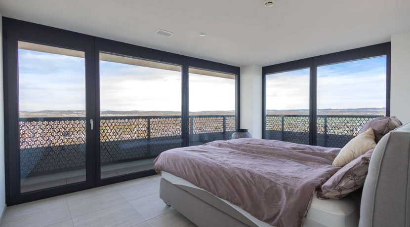 3joon1Zj3Pe39R52Y2FmSLaw-e_3501_14