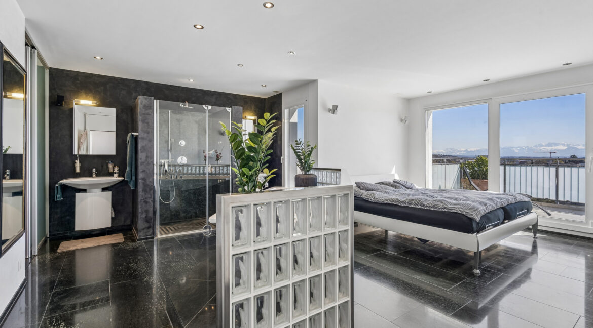 Masterbedroom mit 37.6 m2 Wohnfühlfläche