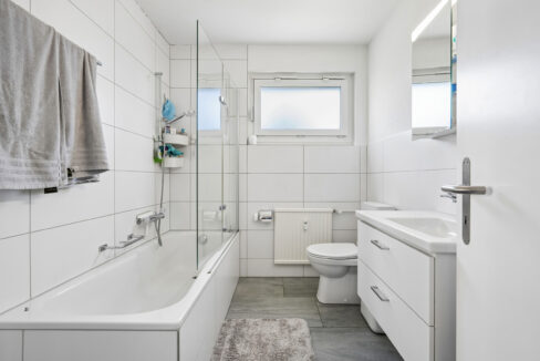 Elegantes Bad en Suite 5.54 m² mit Tageslicht