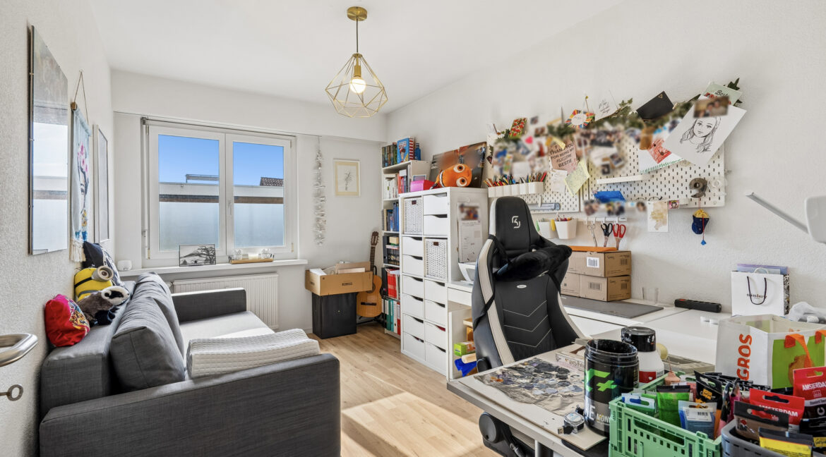 Schlafzimmer 10.6 m²