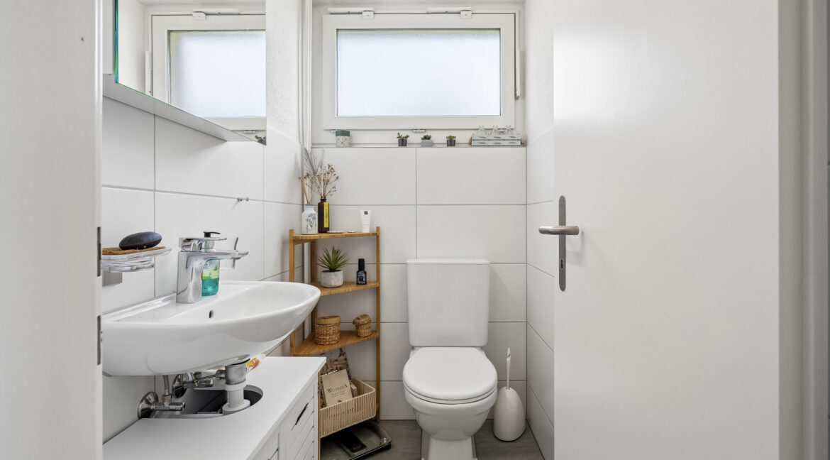 Separates WC mit Fenster 2 m²