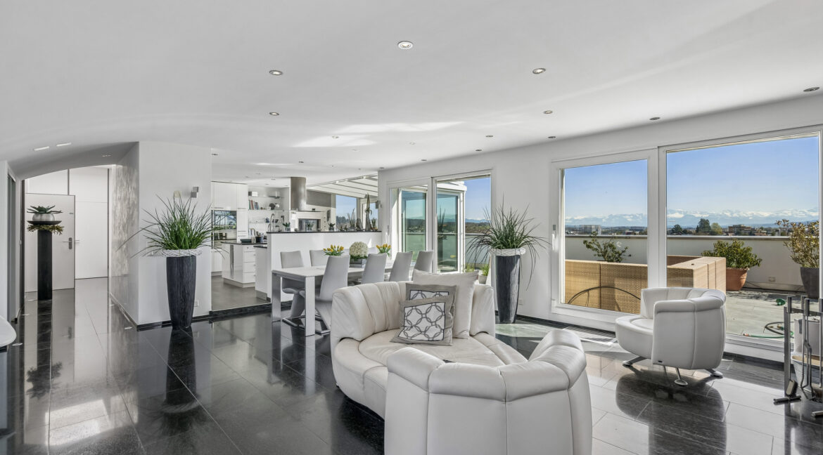 Offener, heller und mit 77m2 mehr als grosszügiger Wohn-Essbreich