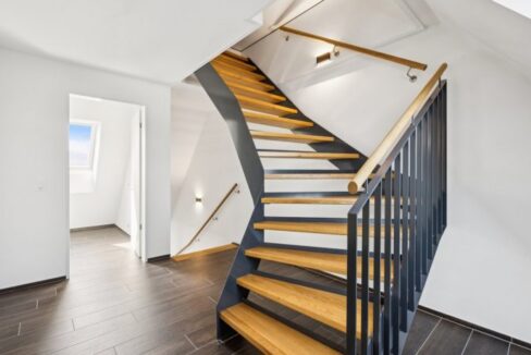 53874e0693cd997c9b0380a957f77360-830x460