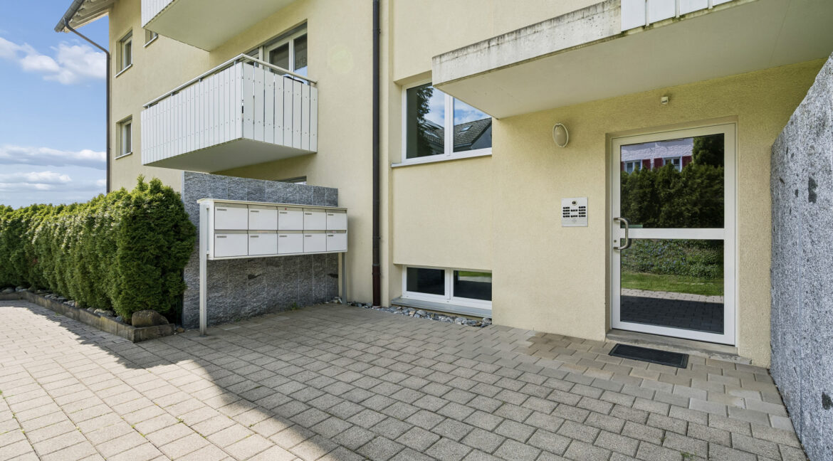 Einladender Haupteingangsbereich