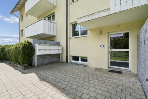 Einladender Haupteingangsbereich