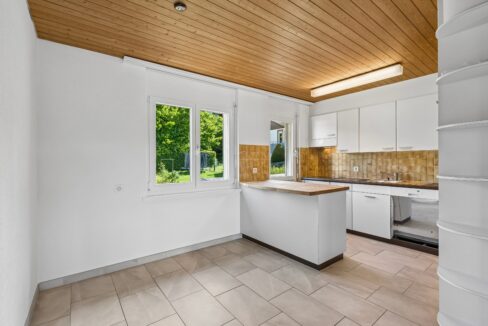 4.5 Zimmer Dachwohnung - Küche und Essbereich