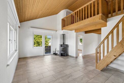 4.5 Zimmer Dachwohnung - Wohnzimmer