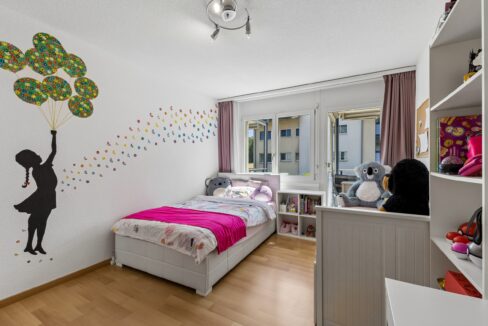 Helles Kinderzimmer